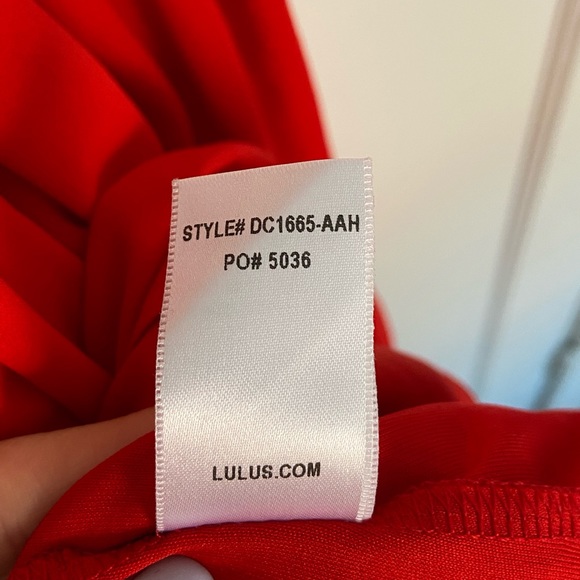 Lulu’s Breezy Street Red Halter Dress - Picture 8 of 9